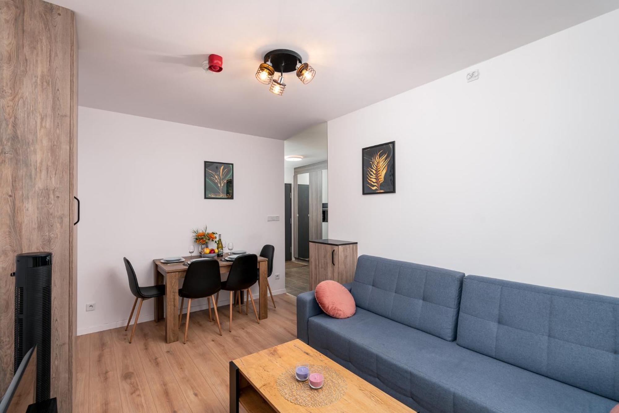 Apartwro 3Th - Apartament Przy Dworcu Glownym Pkp, Balkon, Garaz, Rowery Vratislav Exteriér fotografie